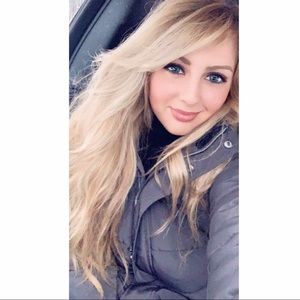 Meet your Posher, Laken